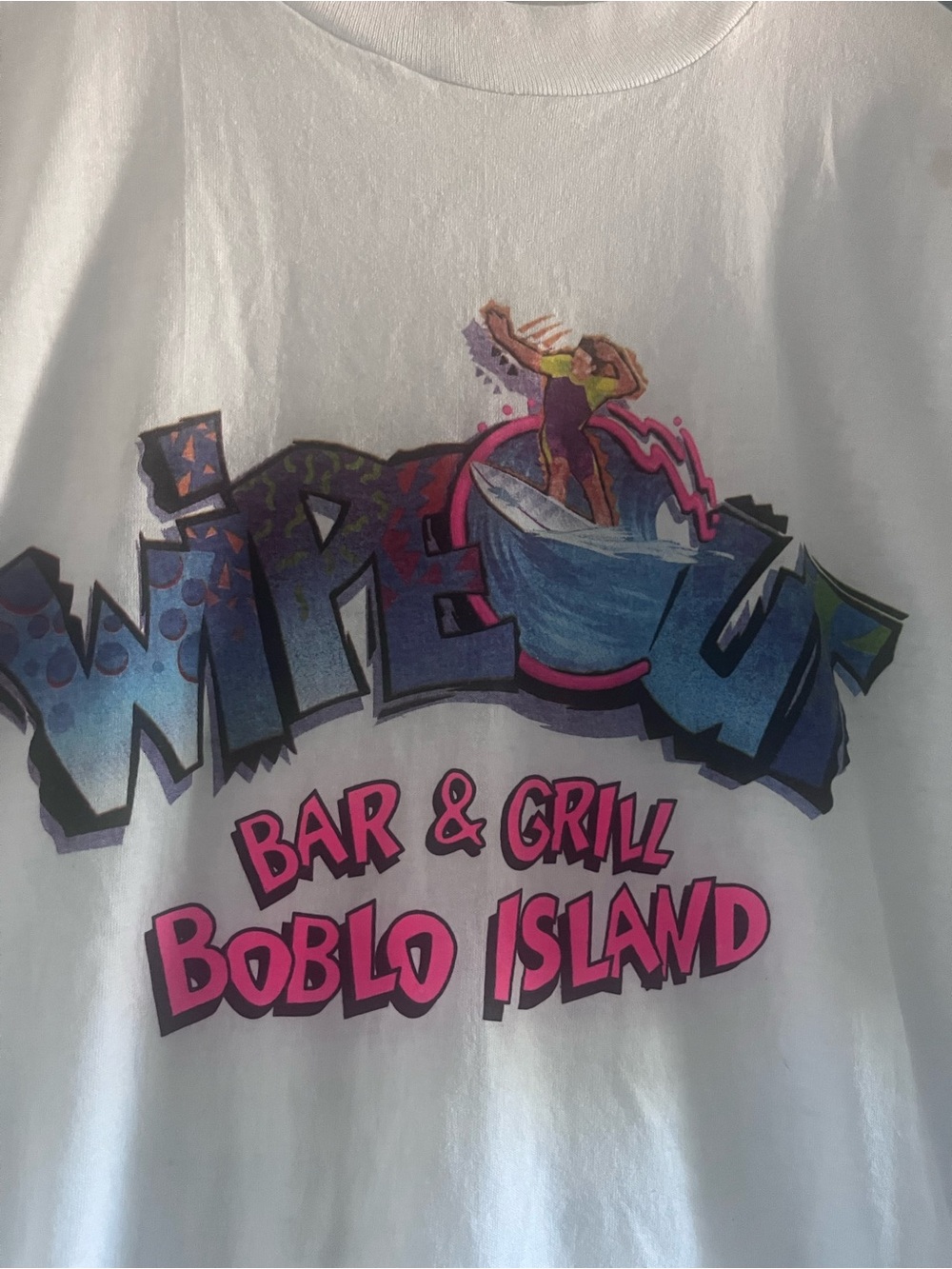 Wipeout Boblo Island Bar & Grill Graphic Tee  Detroit vintage 90s